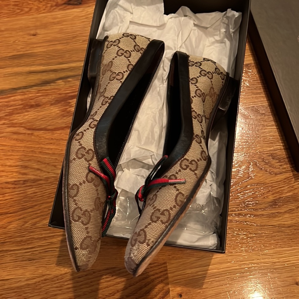 Gucci pixie BE GG keyhole skimmer 7.5B - Picture 6 of 13